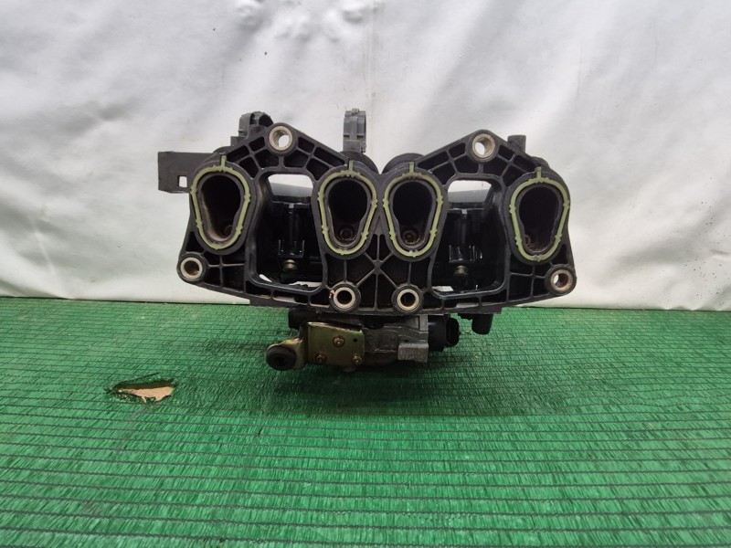 Recambio de caja mariposa para fiat punto berlina (188) 1.2 8v referencia OEM IAM   