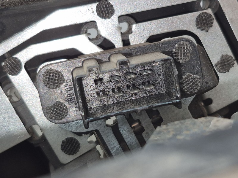 Recambio de piloto trasero derecho para bmw 3 (e46) 320 d referencia OEM IAM   