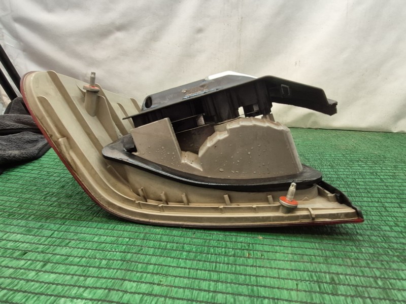 Recambio de piloto trasero derecho para bmw 3 (e46) 320 d referencia OEM IAM   