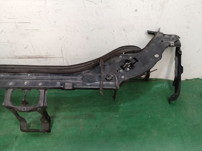 Recambio de travesaño superior para mercedes-benz clase e (w211) e 220 cdi (211.006) referencia OEM IAM   