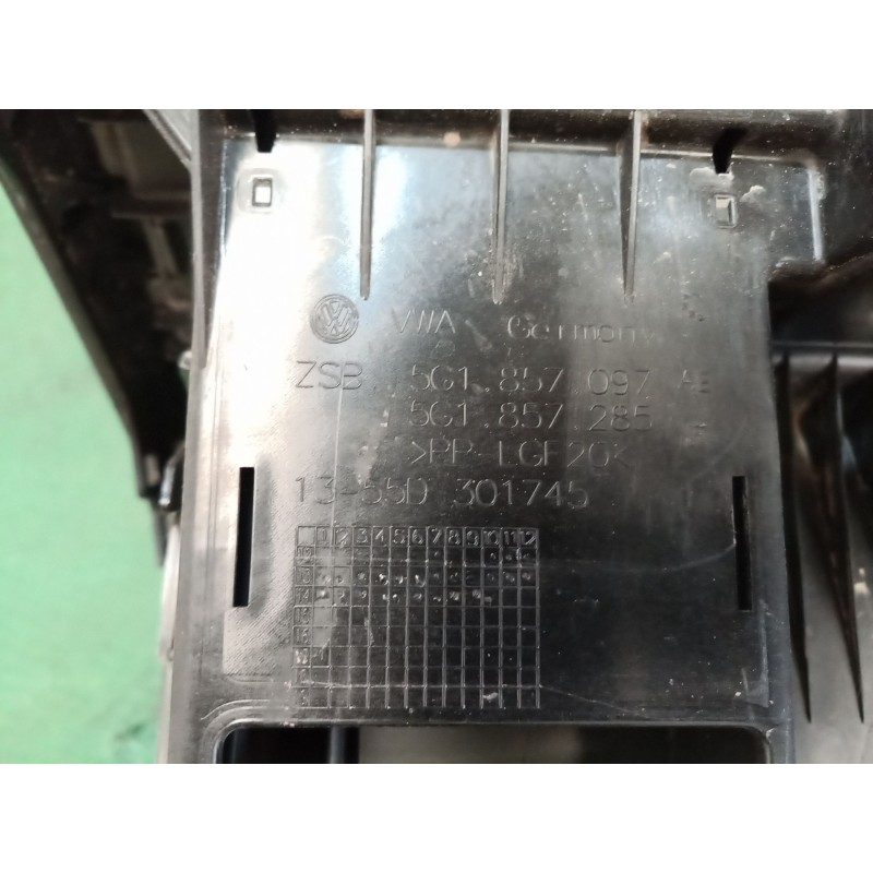 Recambio de guantera para volkswagen golf vii (5g1, bq1, be1, be2) 1.6 referencia OEM IAM   