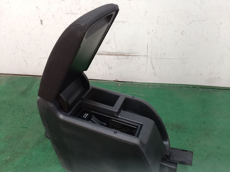 Recambio de consola central trasera para volkswagen golf plus v (5m1, 521) 1.6 tdi referencia OEM IAM   