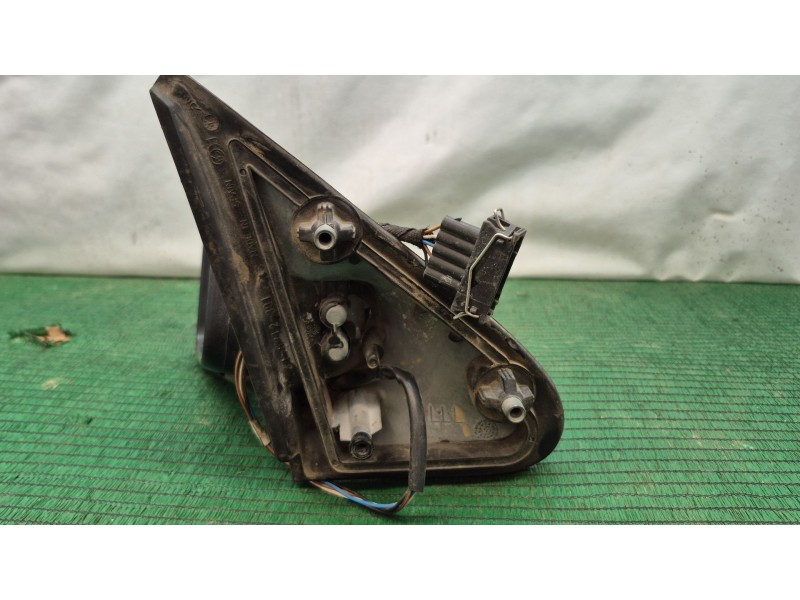 Recambio de retrovisor izquierdo para volkswagen passat berlina (3b2) comfortline referencia OEM IAM   