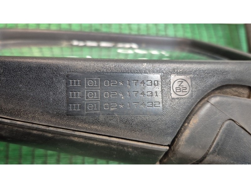 Recambio de retrovisor izquierdo para volkswagen passat berlina (3b2) comfortline referencia OEM IAM   