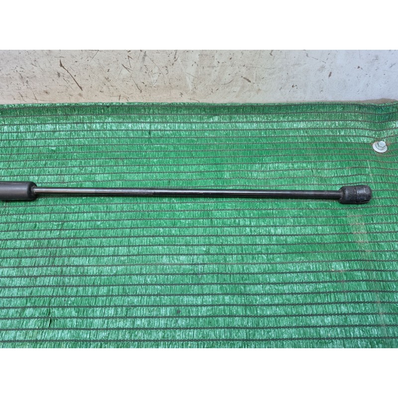 Recambio de amortiguadores capo para opel insignia sports tourer cosmo referencia OEM IAM   