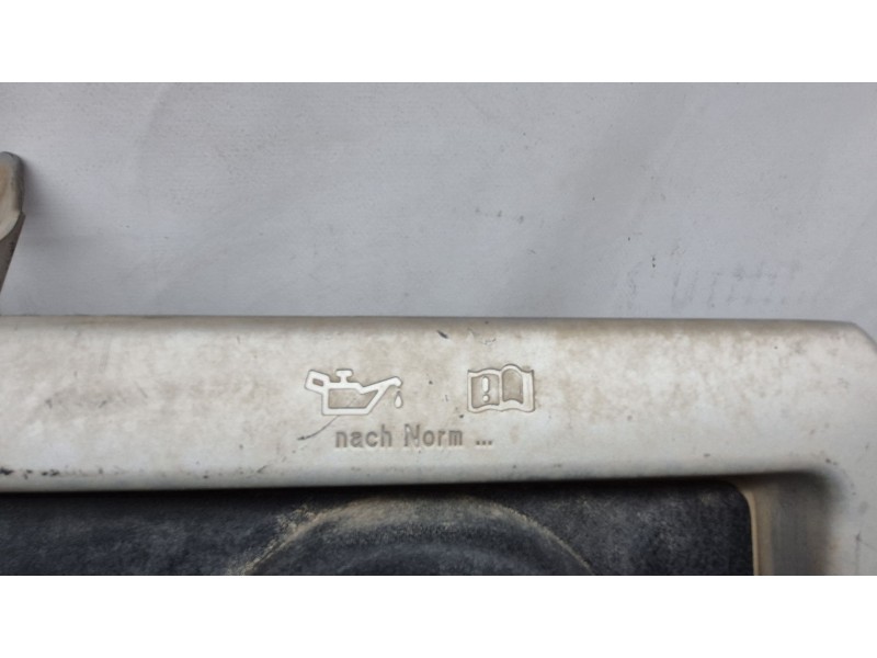 Recambio de tapa maletero para audi a3 (8p) 2.0 tdi referencia OEM IAM 03G103925J 03G103925J 03G103925J