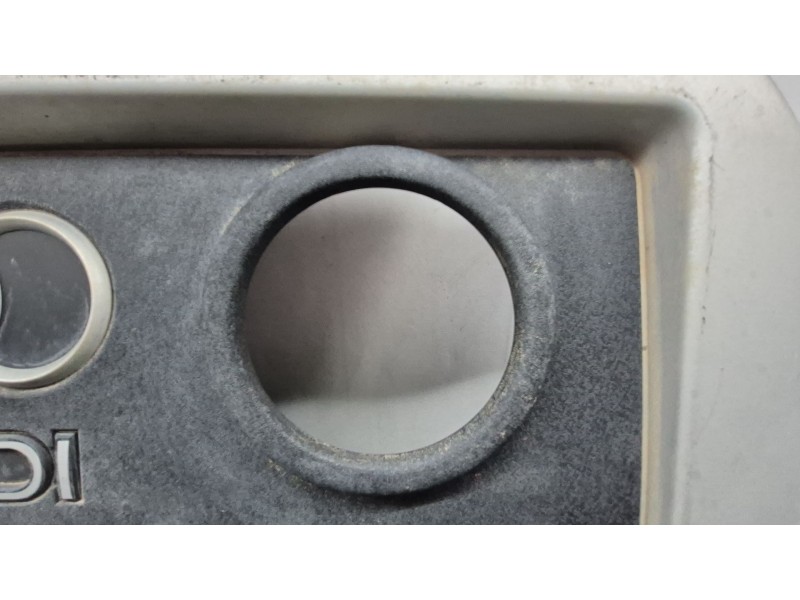 Recambio de tapa maletero para audi a3 (8p) 2.0 tdi referencia OEM IAM 03G103925J 03G103925J 03G103925J