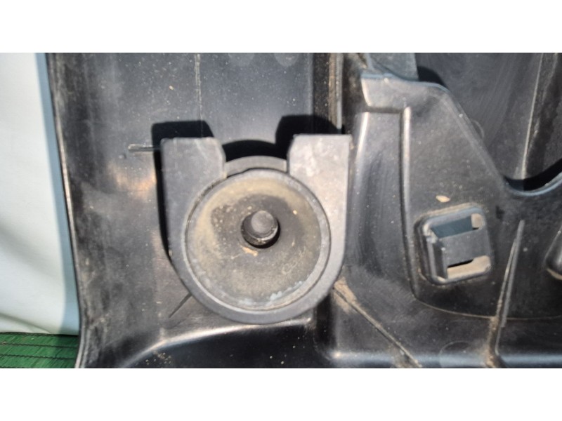 Recambio de tapa maletero para audi a3 (8p) 2.0 tdi referencia OEM IAM 03G103925J 03G103925J 03G103925J