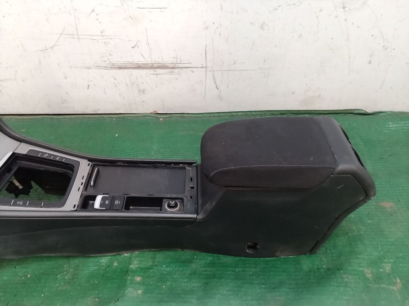 Recambio de consola central trasera para audi q5 (fyb, fyg) 2.0 tdi quattro referencia OEM IAM   