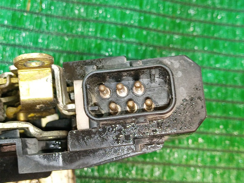 Recambio de cerradura puerta delantera izquierda para bmw serie 3 compacto (e36) 316i referencia OEM IAM   