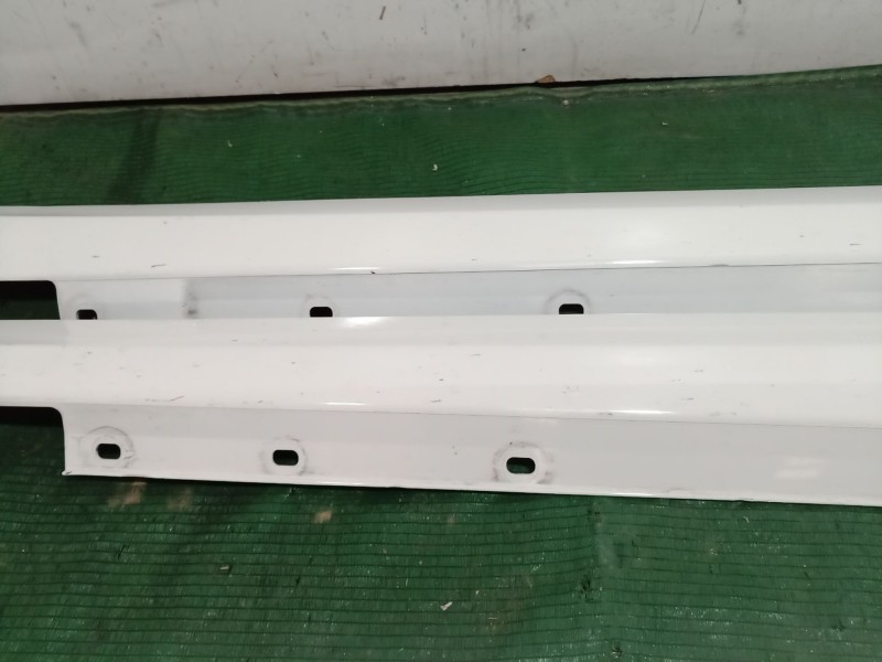 Recambio de faldon lateral para mercedes-benz clase c (w204) c 200 cdi (204.001) referencia OEM IAM   