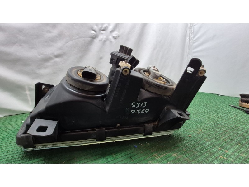 Recambio de faro izquierdo para bmw serie 3 compacto (e36) 316i referencia OEM IAM   