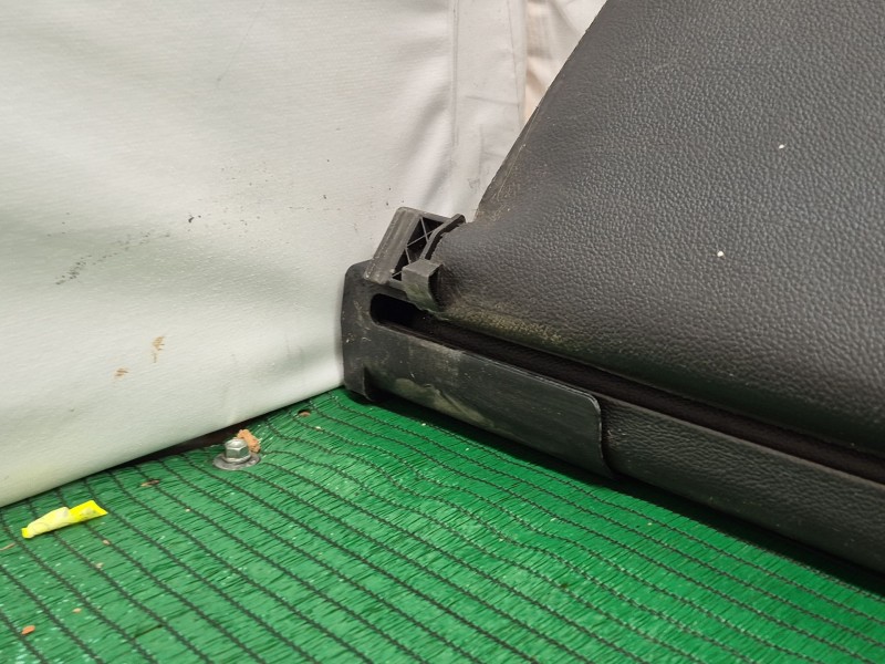 Recambio de bandeja trasera para opel insignia a sports tourer (g09) 2.0 cdti (35) referencia OEM IAM   