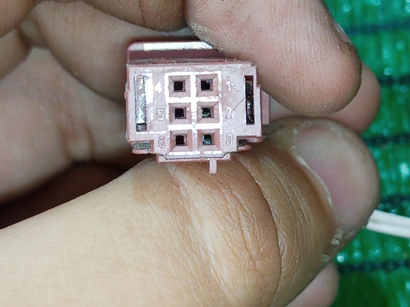 Recambio de retrovisor izquierdo para peugeot 208 active referencia OEM IAM 0211047 0211047 0211047