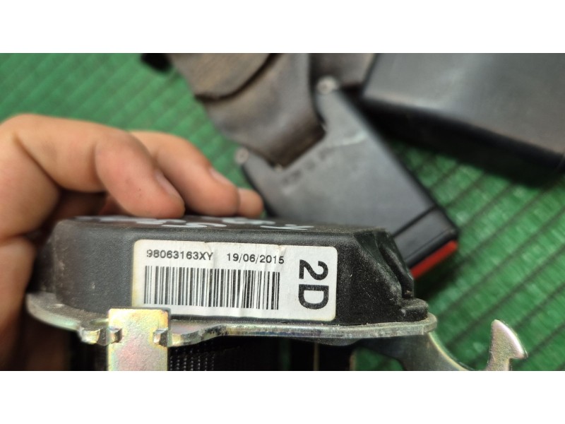Recambio de cinturon seguridad trasero izquierdo para peugeot 208 active referencia OEM IAM   