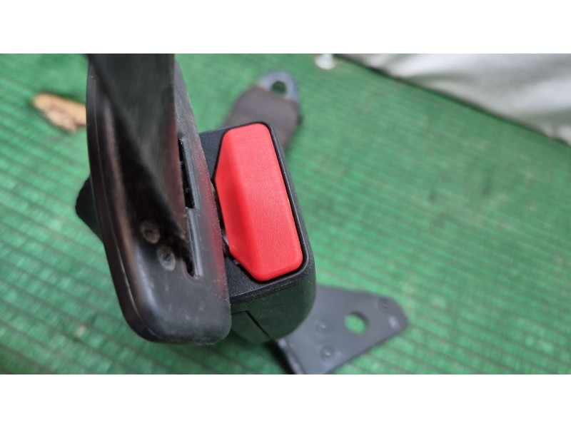 Recambio de cinturon seguridad trasero izquierdo para peugeot 208 active referencia OEM IAM 98063162XY 98063162XY 98063162XY