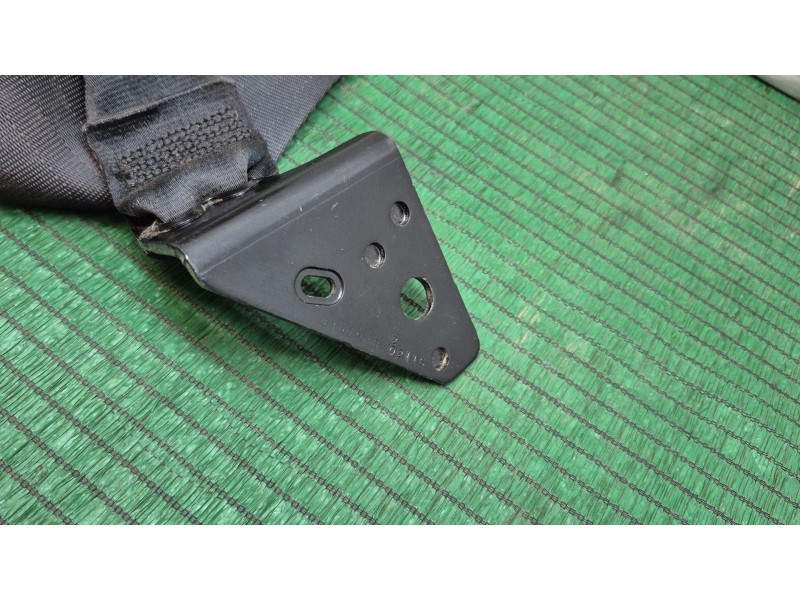 Recambio de cinturon seguridad trasero izquierdo para peugeot 208 active referencia OEM IAM 98063162XY 98063162XY 98063162XY