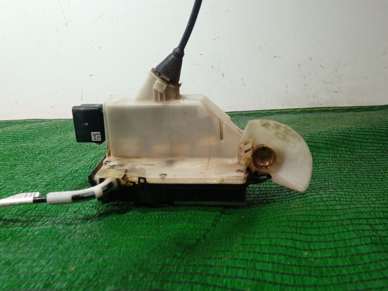 Recambio de cerradura puerta delantera izquierda para peugeot 208 active referencia OEM IAM   