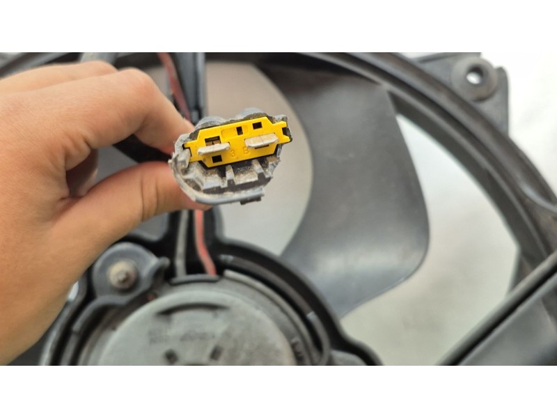 Recambio de electroventilador para peugeot 307 cc (s1) 1.6 referencia OEM IAM   