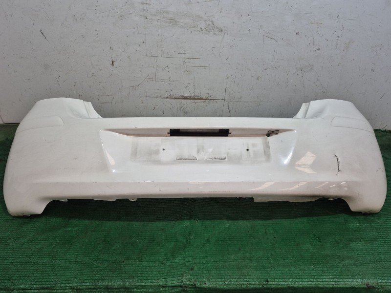 Recambio de paragolpes trasero para toyota yaris (_p13_) 1.4 d (nlp130_) referencia OEM IAM   