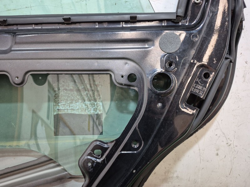 Recambio de puerta trasera derecha para volvo v50 (545) 1.8 referencia OEM IAM   