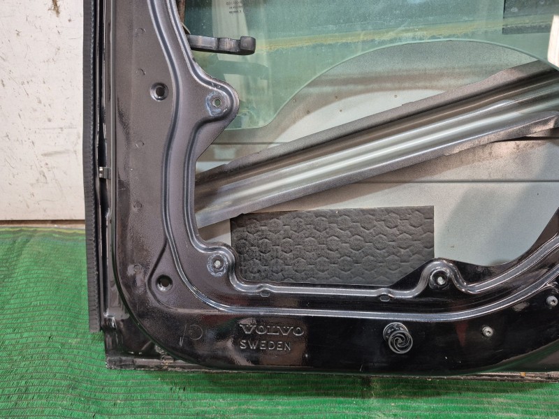 Recambio de puerta trasera derecha para volvo v50 (545) 1.8 referencia OEM IAM   