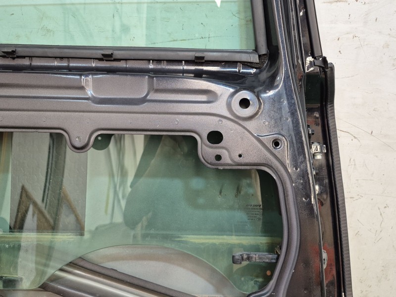 Recambio de puerta trasera izquierda para volvo v50 (545) 1.8 referencia OEM IAM   