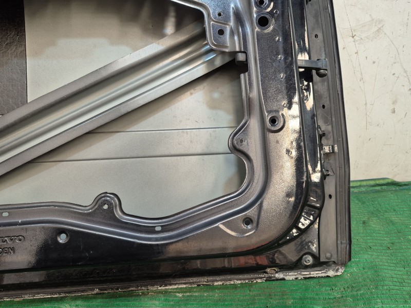 Recambio de puerta delantera izquierda para volvo v50 (545) 1.8 referencia OEM IAM   