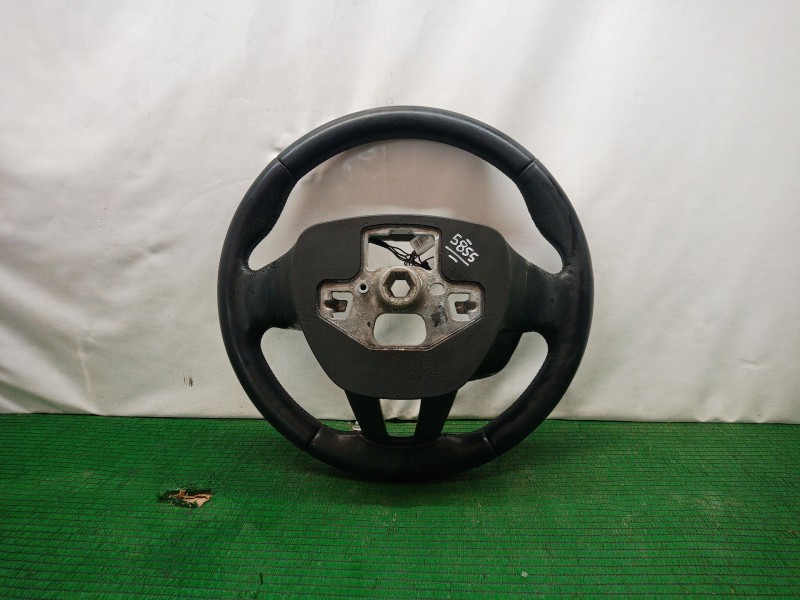 Recambio de volante para ford focus iii 1.0 ecoboost referencia OEM IAM   