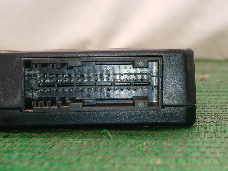 Recambio de modulo confort para ford focus iii 1.0 ecoboost referencia OEM IAM B017701 B017701 B017701