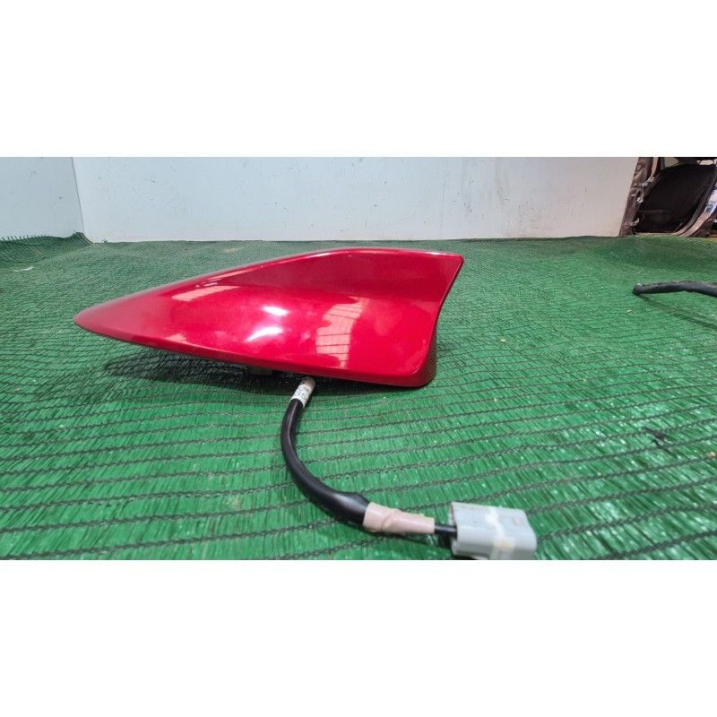 Recambio de antena para mazda cx-5 (ke, gh) 2.2 d (ke2fw) referencia OEM IAM GML866930 GML866930 GML866930