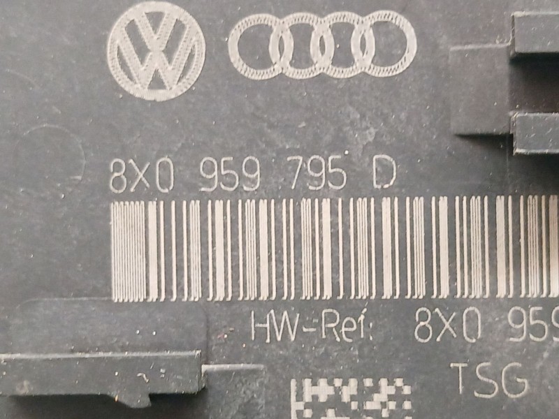 Recambio de modulo confort para audi q3 (8ub, 8ug) 2.0 tdi referencia OEM IAM   