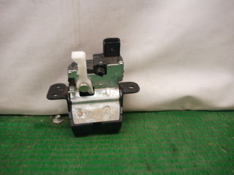 Recambio de cerradura maletero / porton para citroën berlingo multispace (b9) 1.2 puretech 110 referencia OEM IAM   