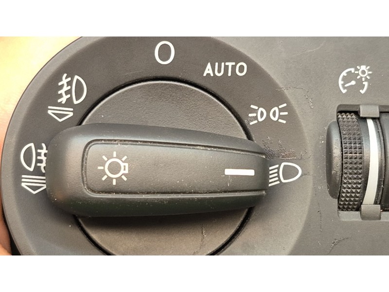 Recambio de mando luces para audi q3 (8ub, 8ug) 2.0 tdi referencia OEM IAM   