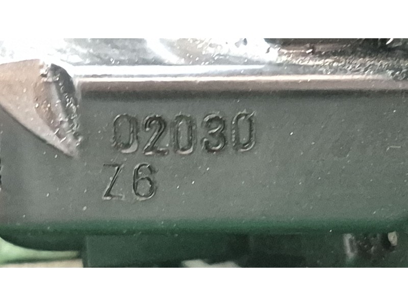 Recambio de cerradura puerta delantera derecha para toyota yaris (_p13_) 1.4 d (nlp130_) referencia OEM IAM 02030Z6 020330Z6 020