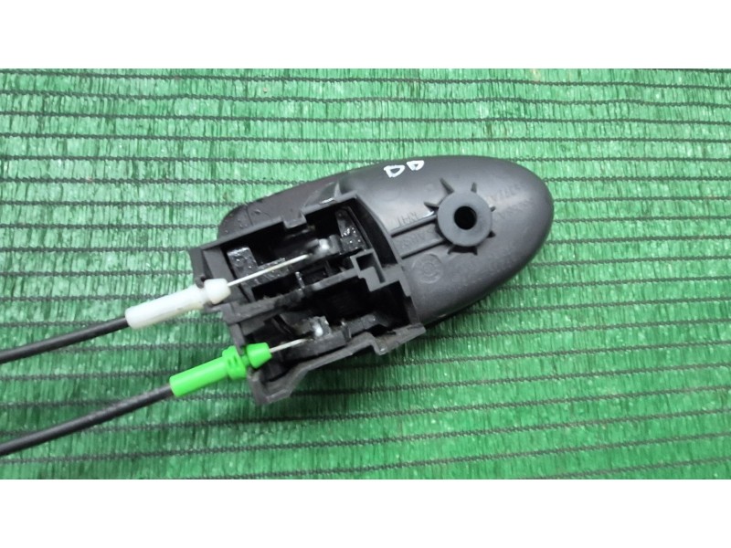 Recambio de cerradura puerta delantera derecha para toyota yaris (_p13_) 1.4 d (nlp130_) referencia OEM IAM 02030Z6 020330Z6 020