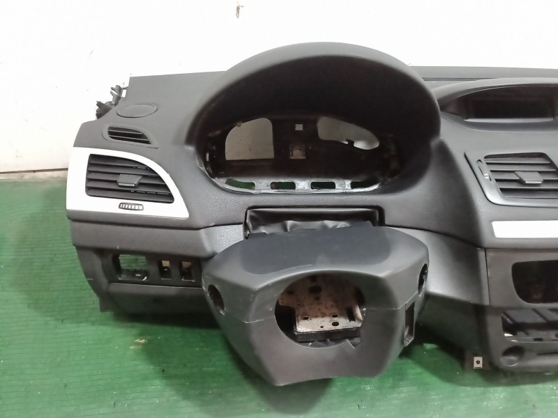 Recambio de salpicadero para renault megane iv sport tourer (k9a/m/n_) 1.6 dci 130 referencia OEM IAM   