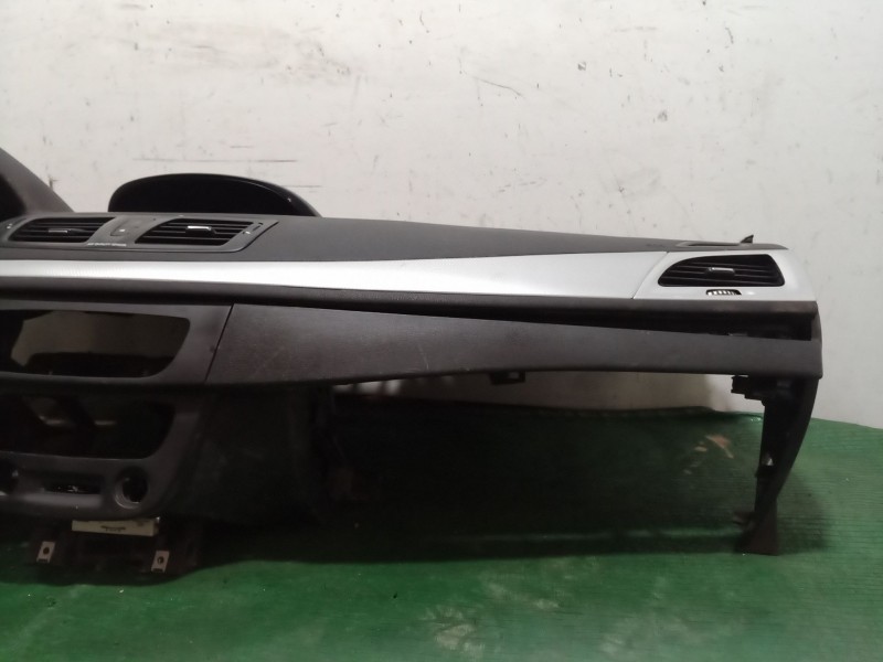 Recambio de salpicadero para renault megane iv sport tourer (k9a/m/n_) 1.6 dci 130 referencia OEM IAM   