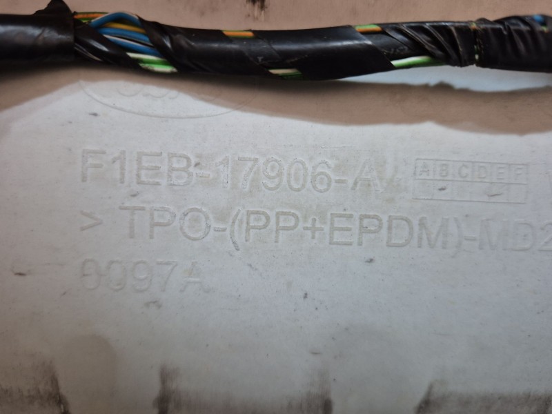 Recambio de paragolpes trasero para ford focus iii 1.0 ecoboost referencia OEM IAM   