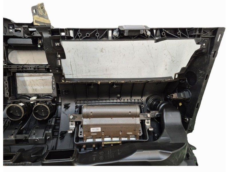 Recambio de salpicadero para nissan qashqai i (j10, nj10) 1.5 dci referencia OEM IAM 682409U100 682409U100 27870JD900