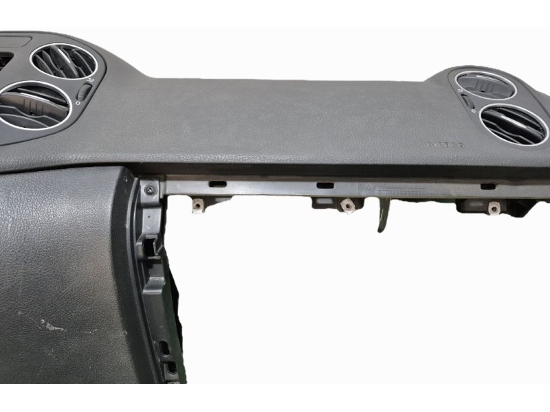 Recambio de salpicadero para volkswagen golf plus v (5m1, 521) 1.6 tdi referencia OEM IAM 5M1858295 5M1858295 5M1858295