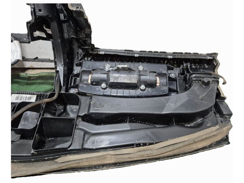 Recambio de salpicadero para mercedes-benz clase c (w204) c 200 cdi (204.001) referencia OEM IAM   