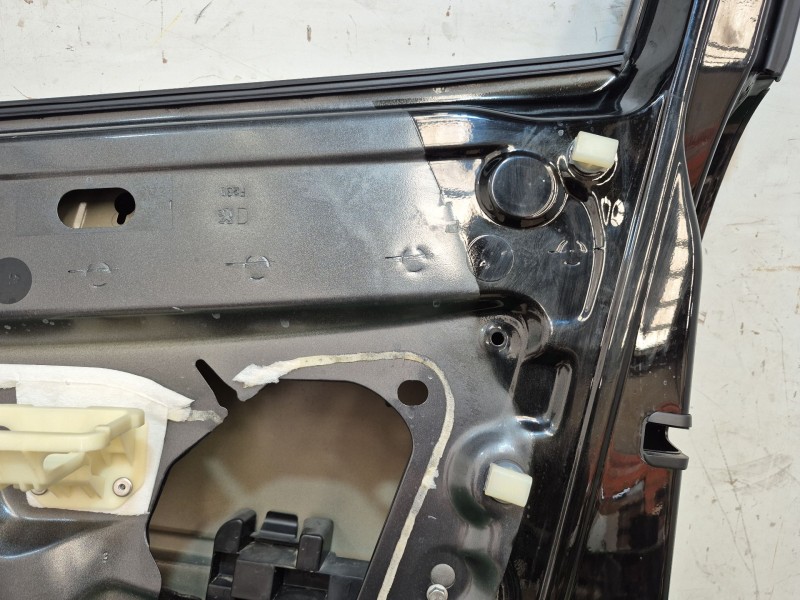 Recambio de puerta delantera derecha para peugeot 5008 (0u_, 0e_) 2.0 hdi 150 / bluehdi 150 referencia OEM IAM   