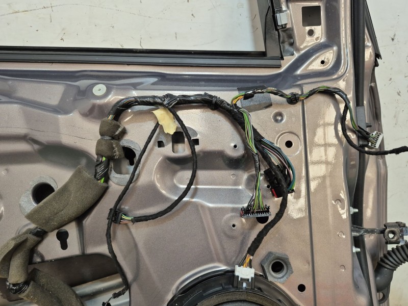 Recambio de puerta delantera izquierda para ford focus iii 1.0 ecoboost referencia OEM IAM   