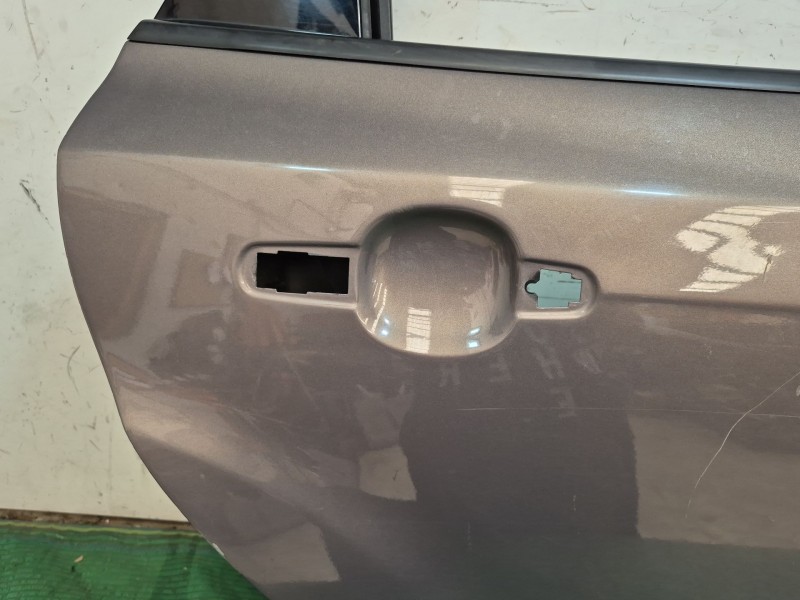 Recambio de puerta trasera derecha para ford focus iii 1.0 ecoboost referencia OEM IAM   