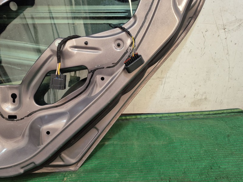 Recambio de puerta trasera derecha para ford focus iii 1.0 ecoboost referencia OEM IAM   