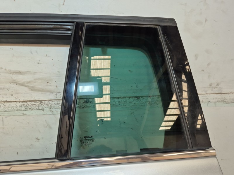 Recambio de puerta trasera izquierda para renault espace v (jr_) 2.0 blue dci 190 referencia OEM IAM   
