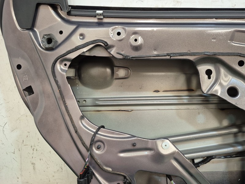 Recambio de puerta trasera izquierda para ford focus iii 1.0 ecoboost referencia OEM IAM   