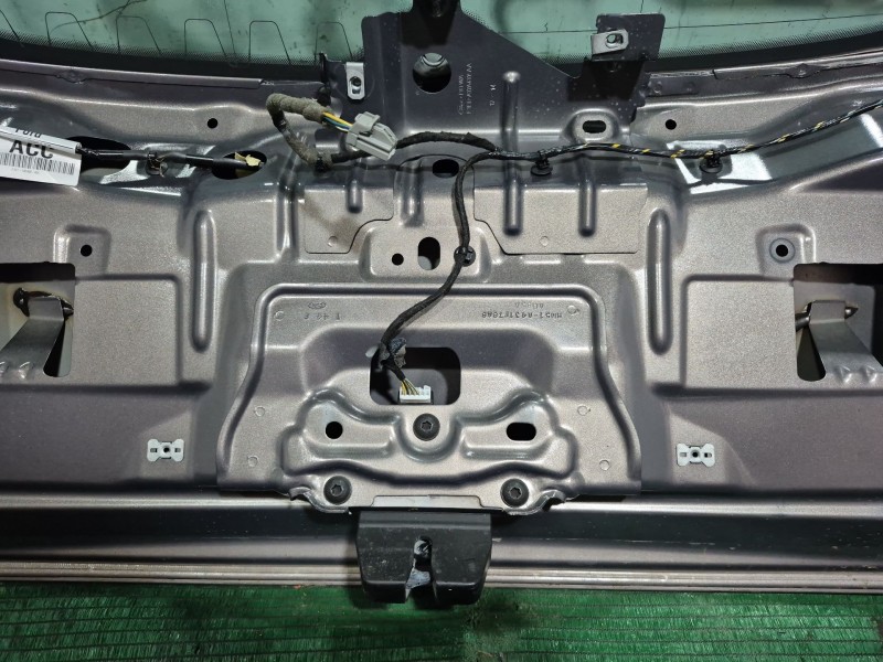 Recambio de porton trasero para ford focus iii 1.0 ecoboost referencia OEM IAM   
