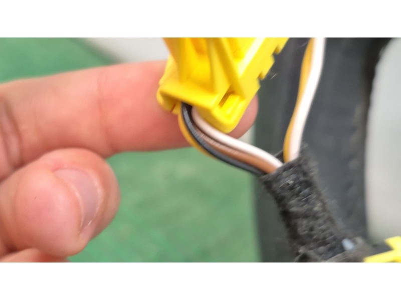 Recambio de volante para volkswagen golf vii (5g1, bq1, be1, be2) 1.6 referencia OEM IAM 3131673AA 3131673AA 3131673AA